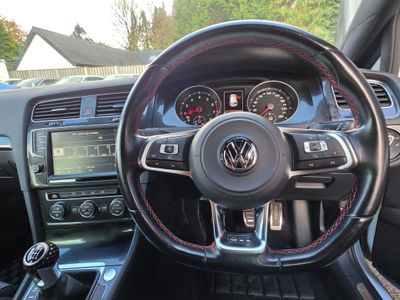 2016 Volkswagen Golf