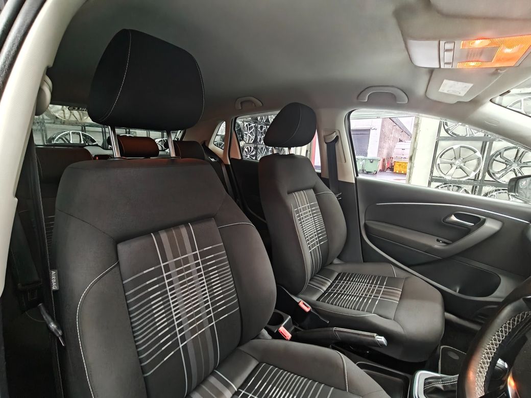 2015 Volkswagen Polo