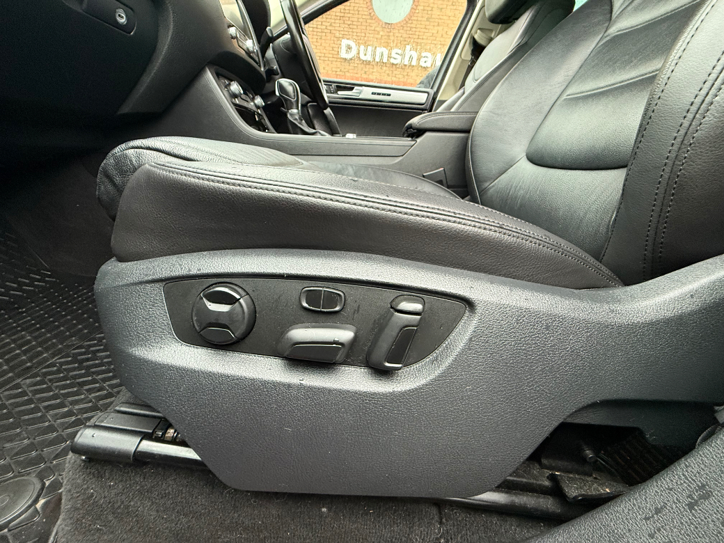 2018 Volkswagen Touareg