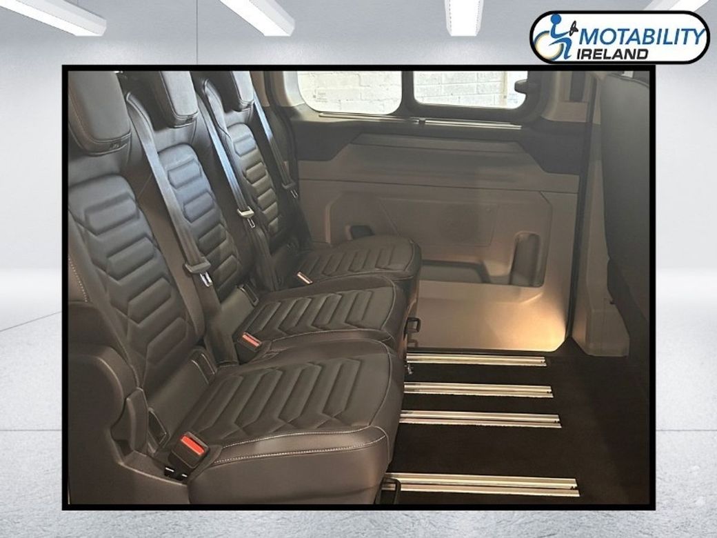 2026 Ford Tourneo Custom