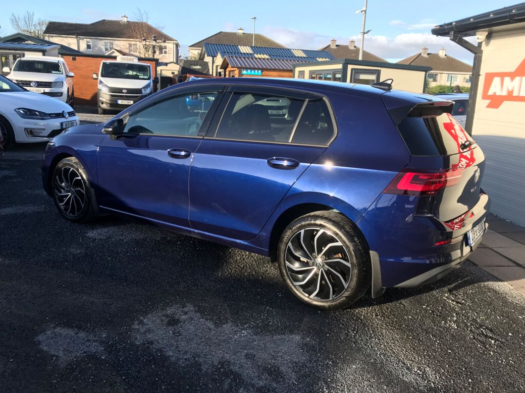 2023 Volkswagen Golf