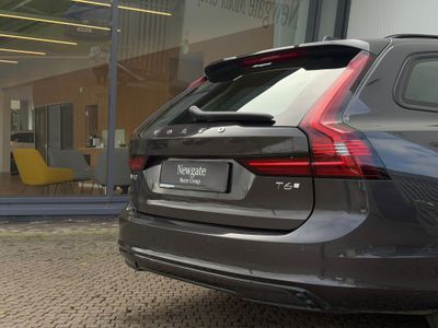 2025 Volvo V90