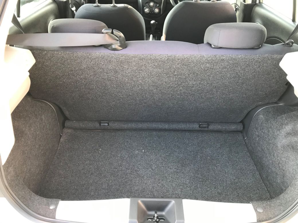 2017 Nissan March
