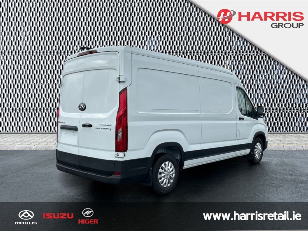 2025 White Maxus Deliver 9