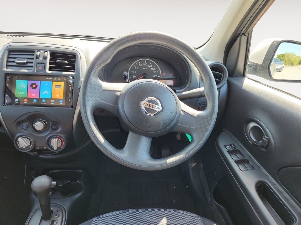 2015 Nissan March