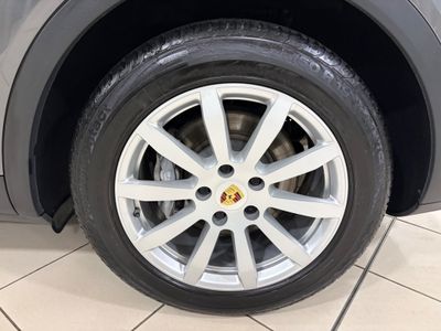 2022 Porsche Cayenne