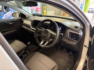 2024 Kia Stonic