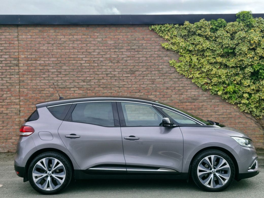 2017 Renault Scenic