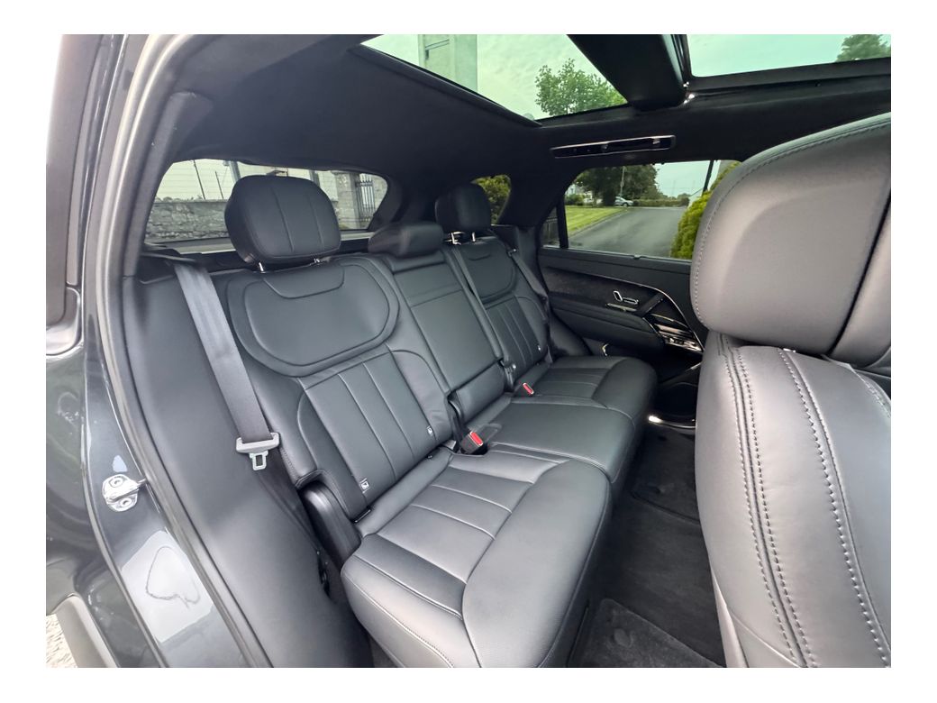 2025 Land Rover Range Rover Sport
