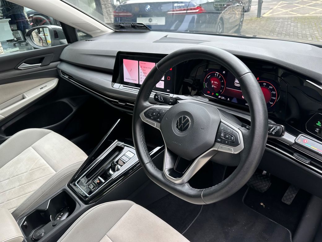 2023 Volkswagen Golf
