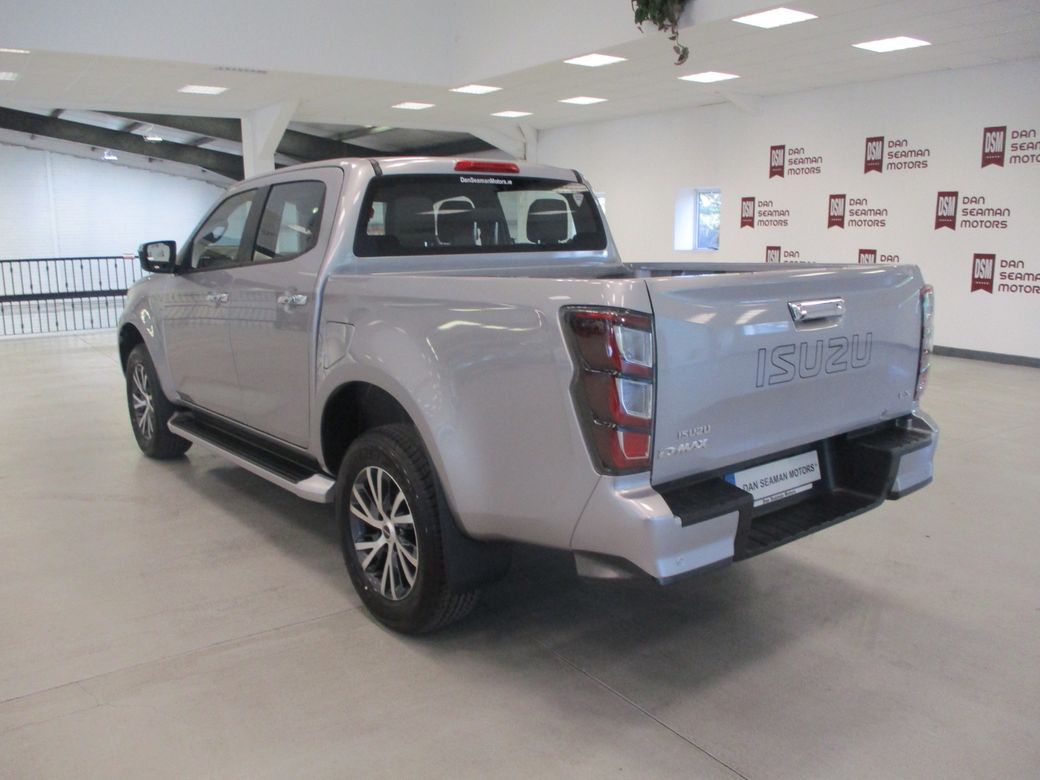 2025 Isuzu D-MAX