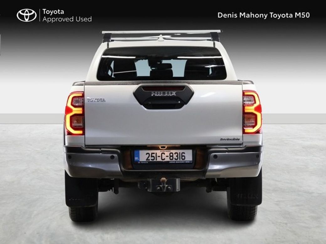 2025 Toyota Hilux
