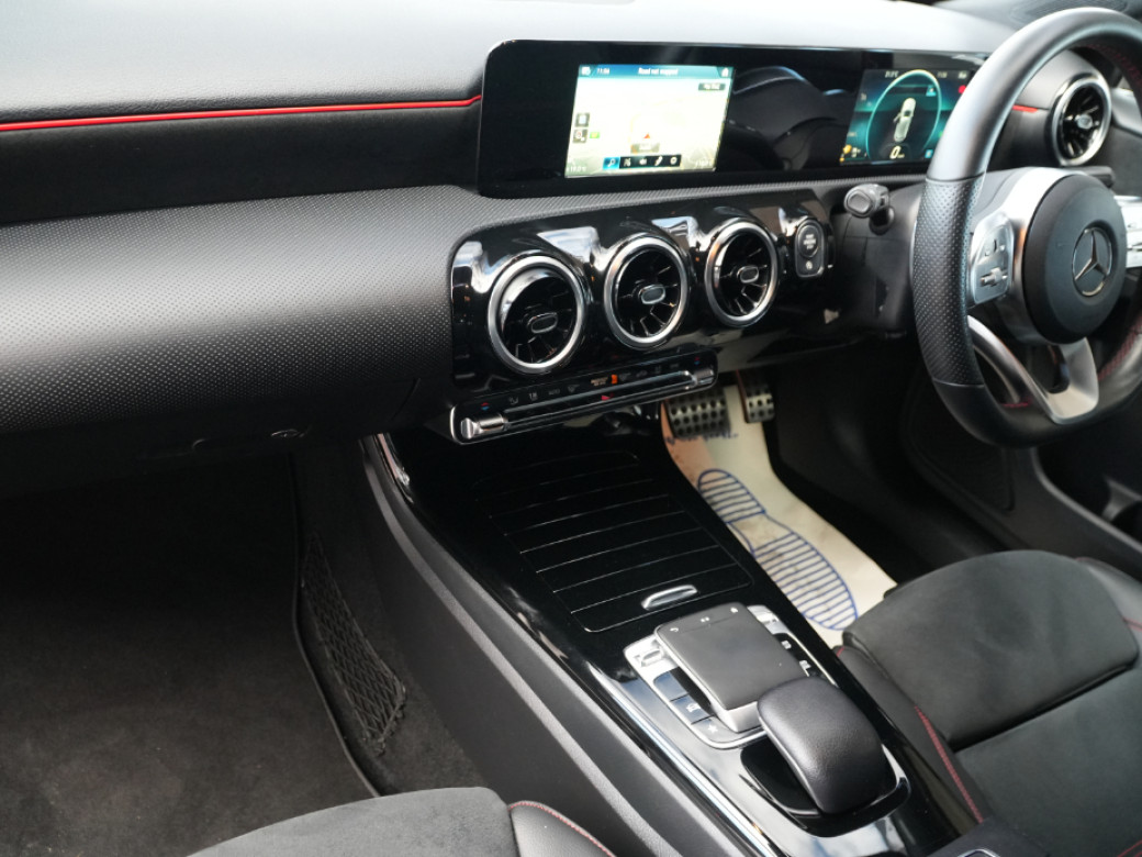 2019 Mercedes-Benz A 200