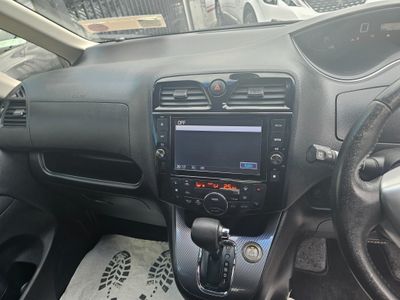2014 Nissan Serena