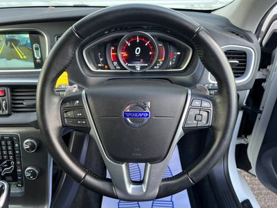 2016 Volvo V40