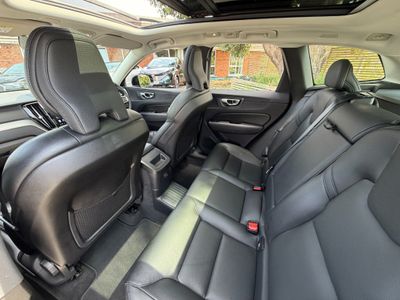2022 Volvo XC60