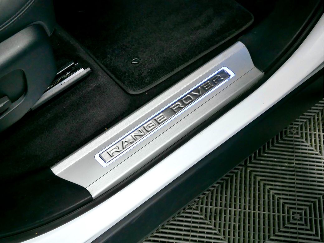 2020 Land Rover Range Rover Sport