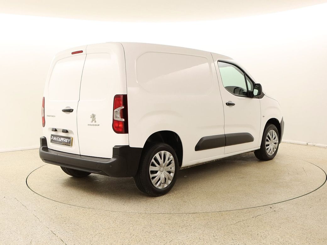 2021 Peugeot Partner