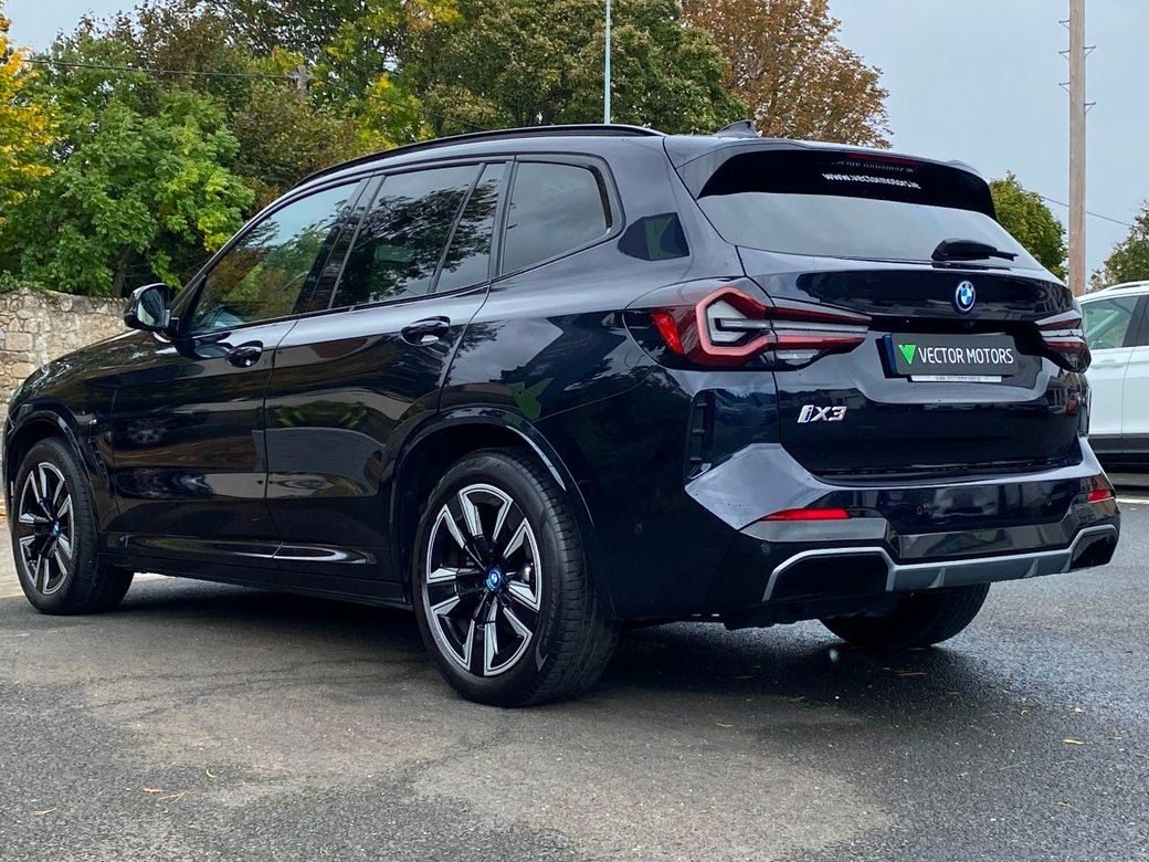 2022 BMW iX3