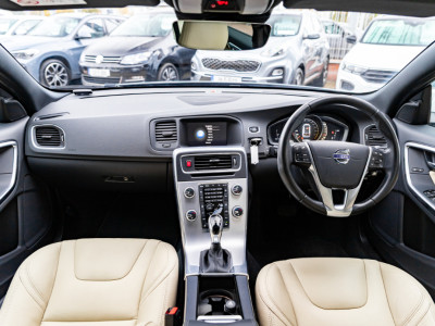 2017 Volvo V60