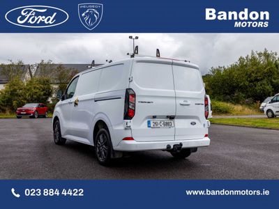 2025 Ford Transit Custom