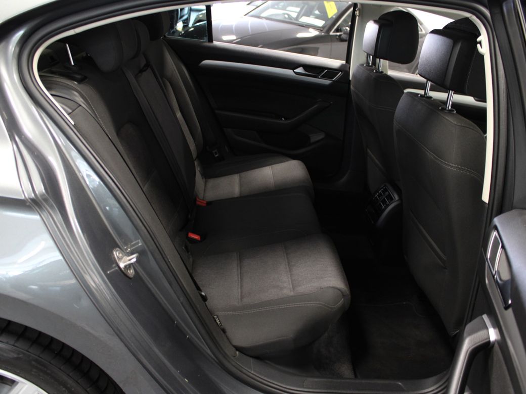 2015 Volkswagen Passat