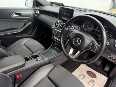 2017 Mercedes-Benz A 180