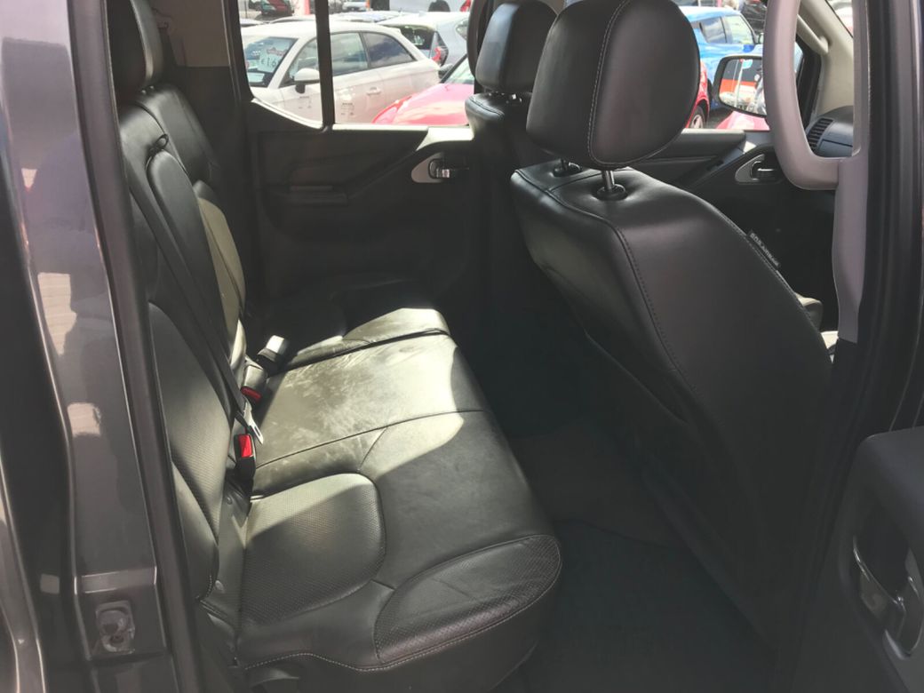 2015 Nissan Navara