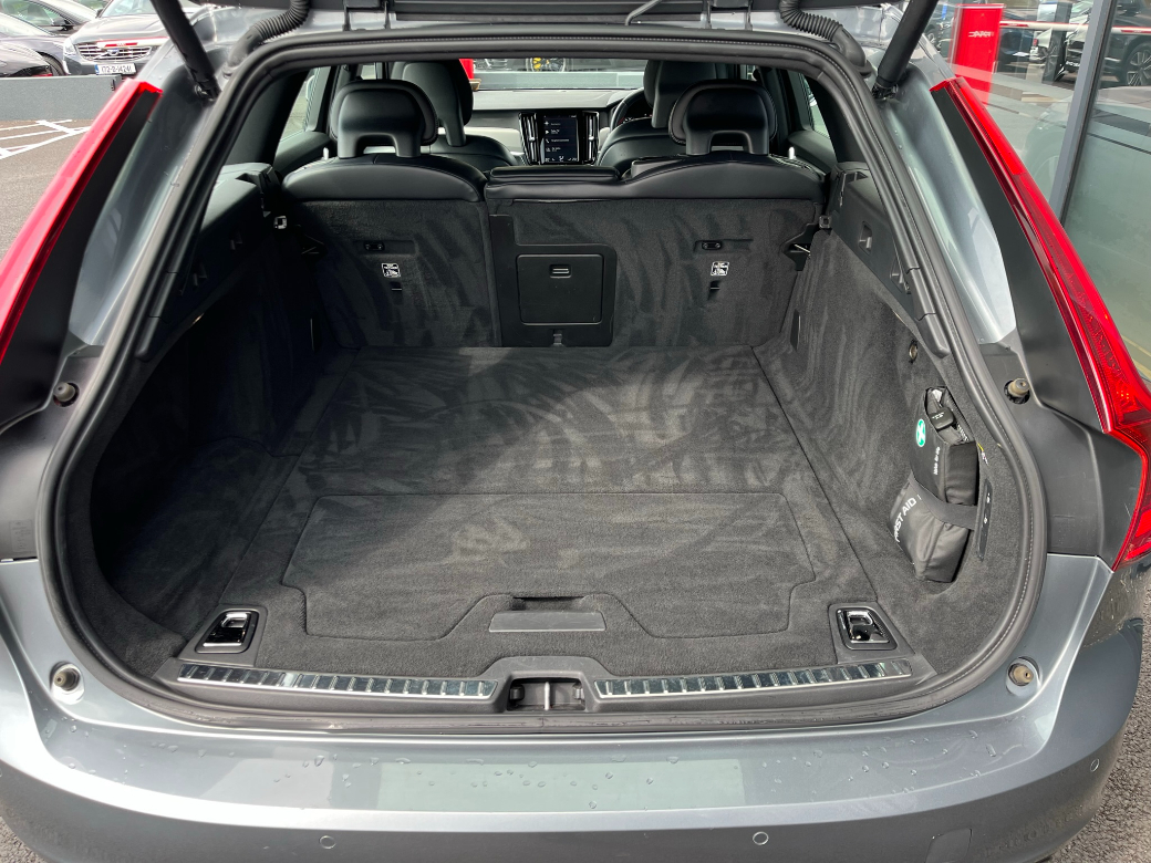 2018 Volvo V90