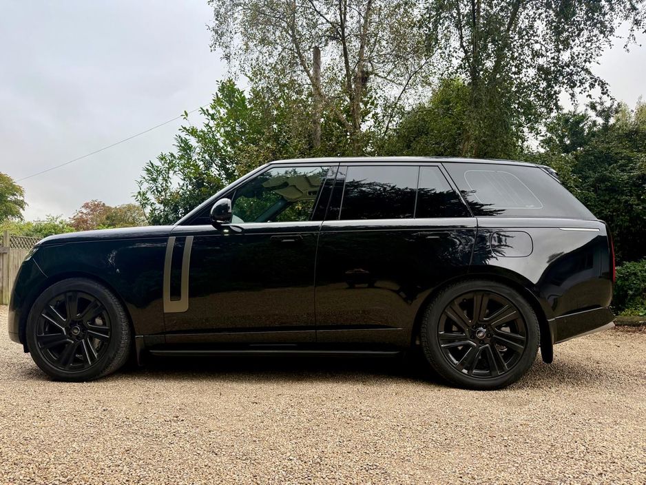 2025 Land Rover Range Rover