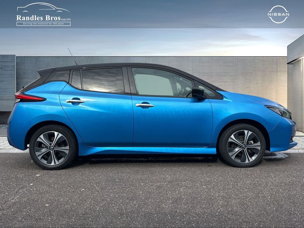 2022 Nissan Leaf