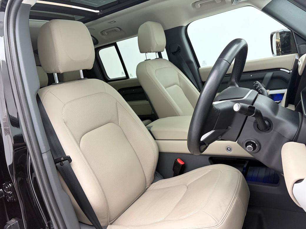 2024 Land Rover Defender 110