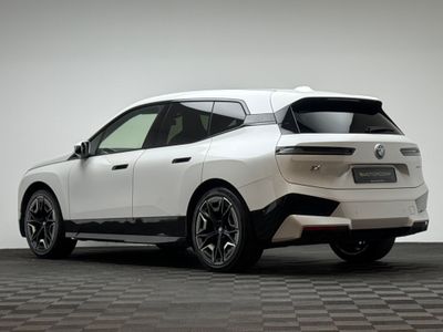 2024 BMW iX