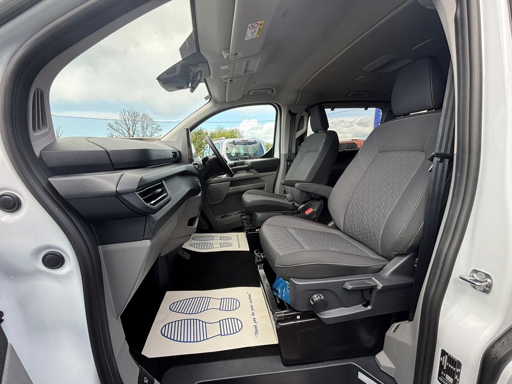 2026 Ford Tourneo Custom