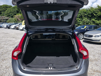 2018 Volvo V60 Cross Country