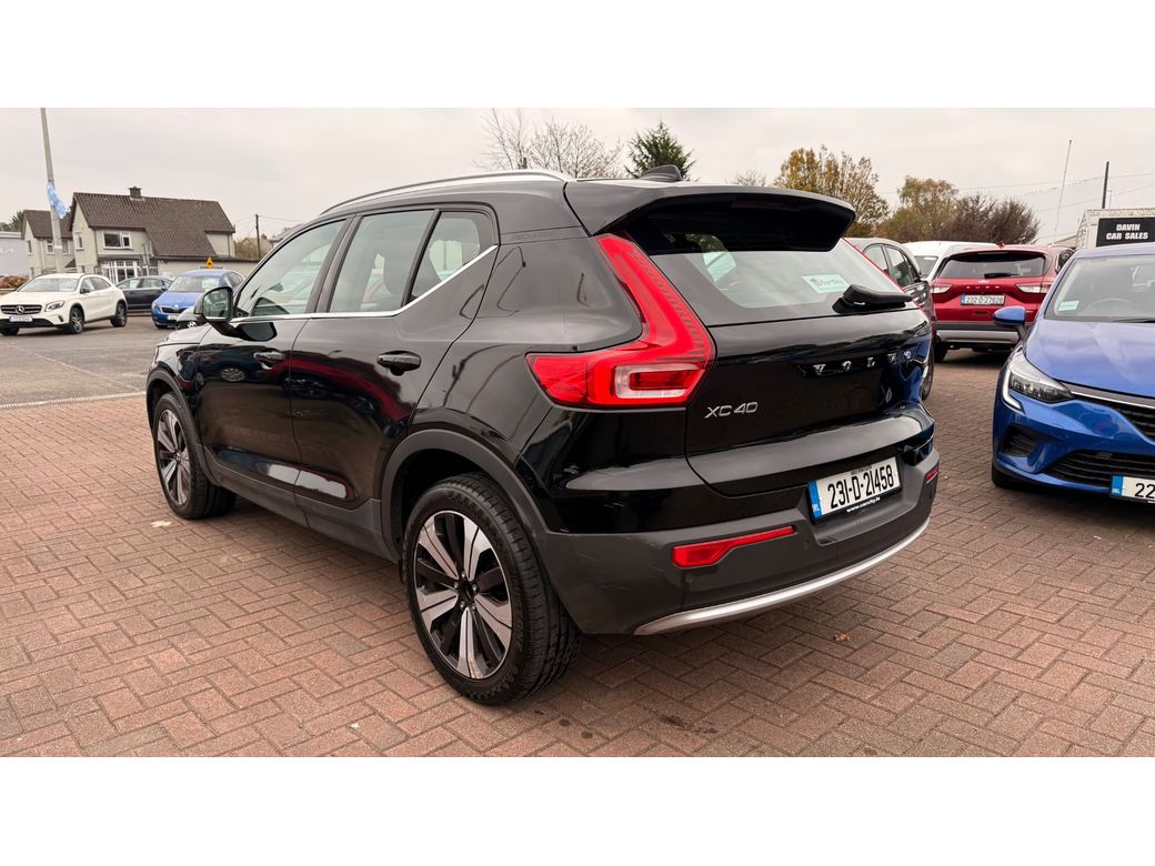 2023 Volvo XC40