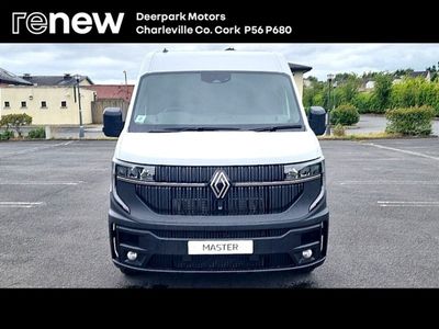 2025 Renault Master