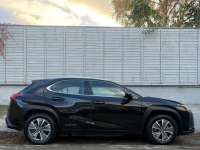 2023 Lexus UX 300e