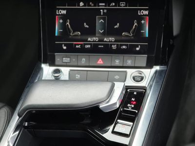 2022 Audi e-tron