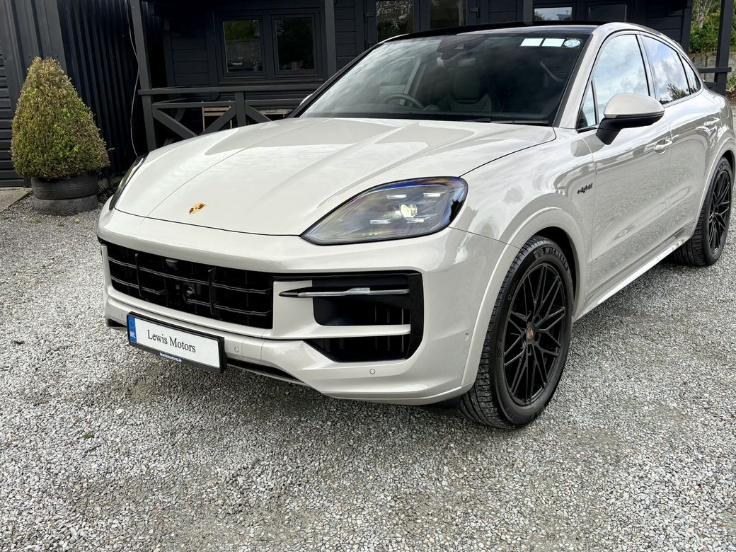 2025 Porsche Cayenne