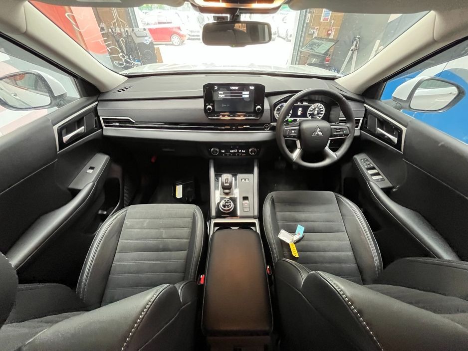 2023 Mitsubishi Outlander