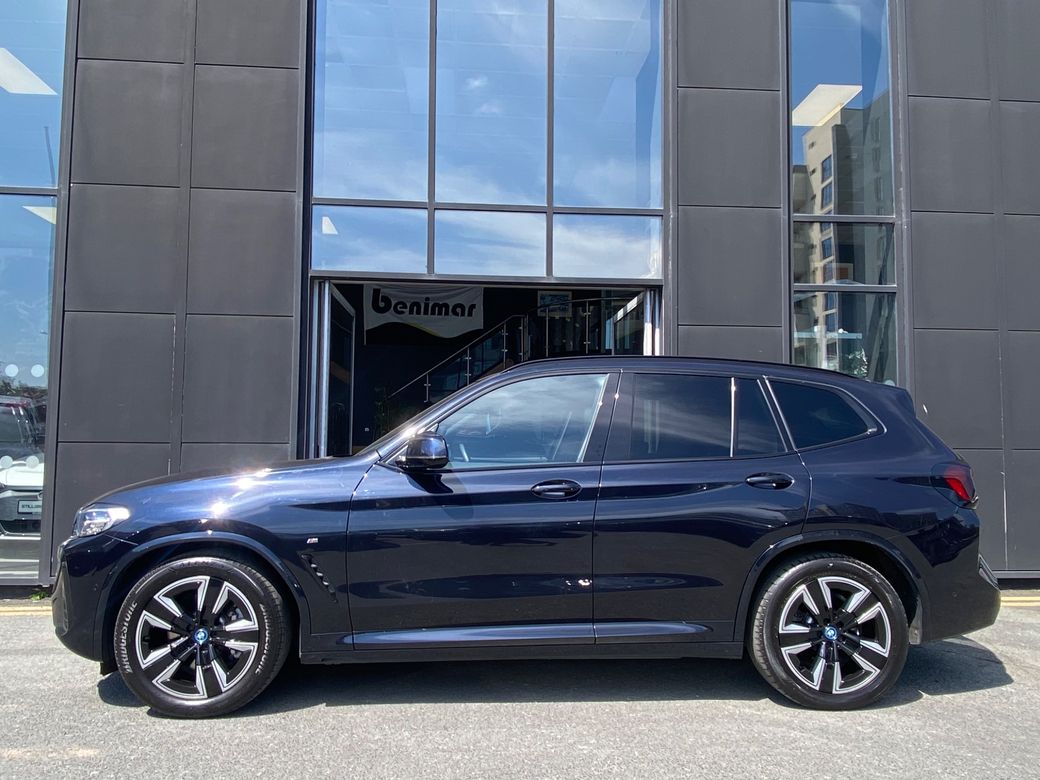2022 BMW iX3