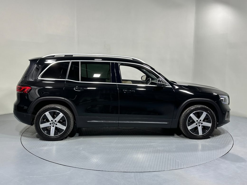 2021 Mercedes-Benz GLB Class