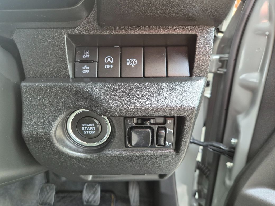 2023 Suzuki Jimny