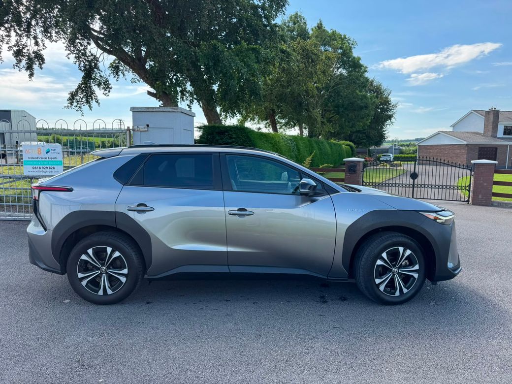 2024 Toyota bZ4X