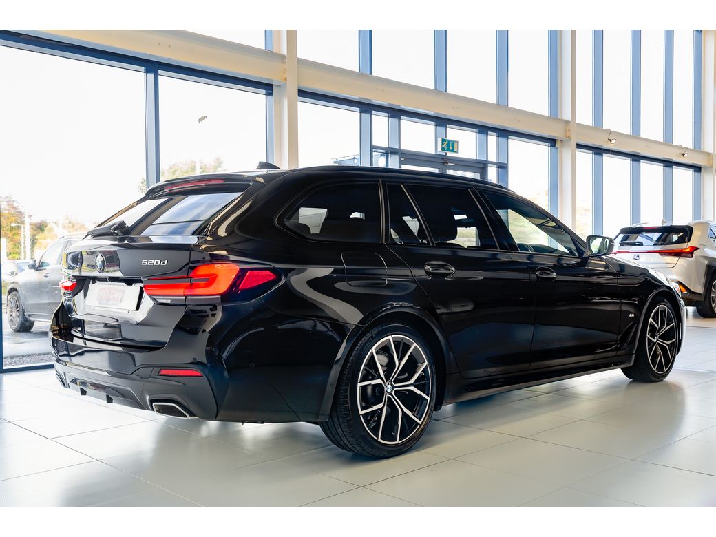 2022 BMW 5 Series