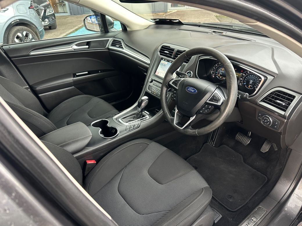 2017 Ford Mondeo