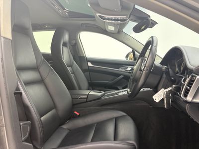 2016 Porsche Panamera