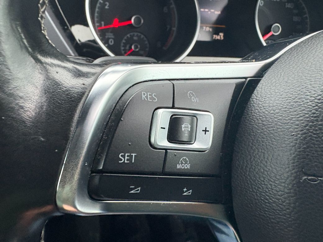 2016 Volkswagen Touran