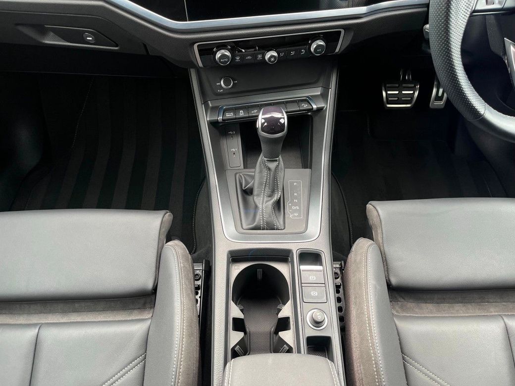 2022 Audi Q3